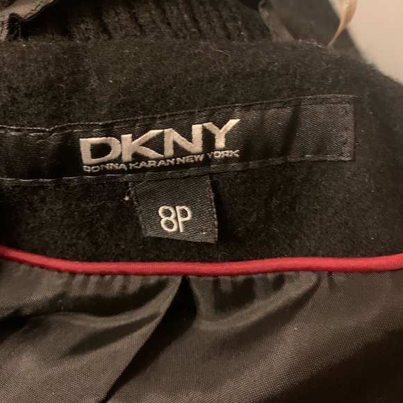 DKNY black wool coat- excellent condition - Picture 10 of 10